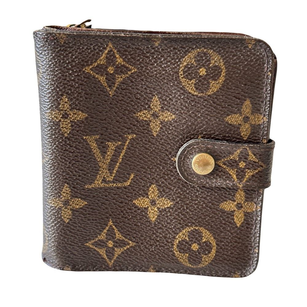 Authentic Louis Vuitton compact wallet